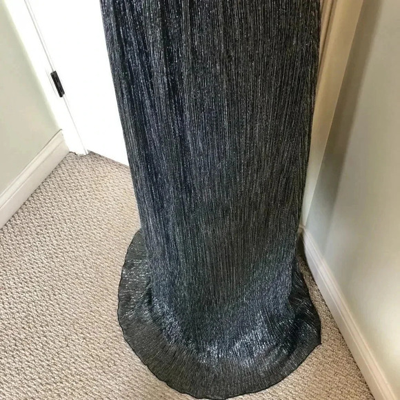 New Allure Bridals black, silver long matalic strapless mod gown size 6/8 - Picture 5 of 14